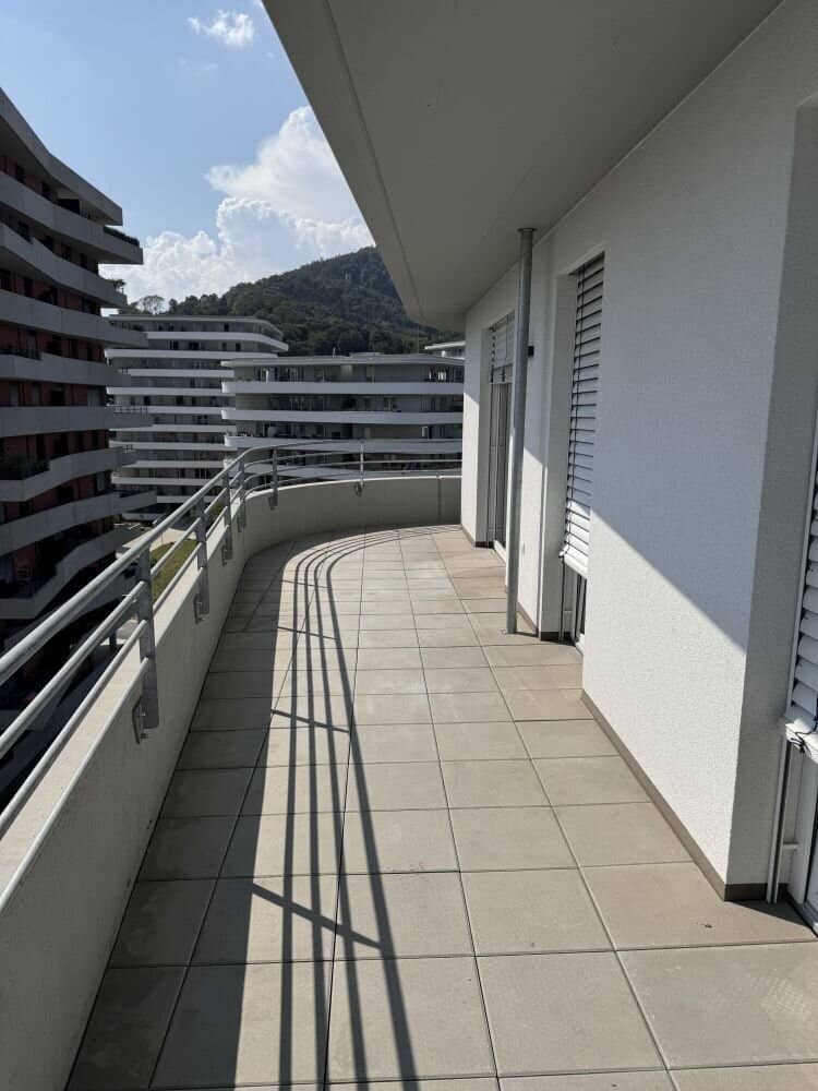 TRAUMWOHNUNG mit 3 Zimmern, Tiefgaragenparkplatz und herrlicher Terrasse in Graz