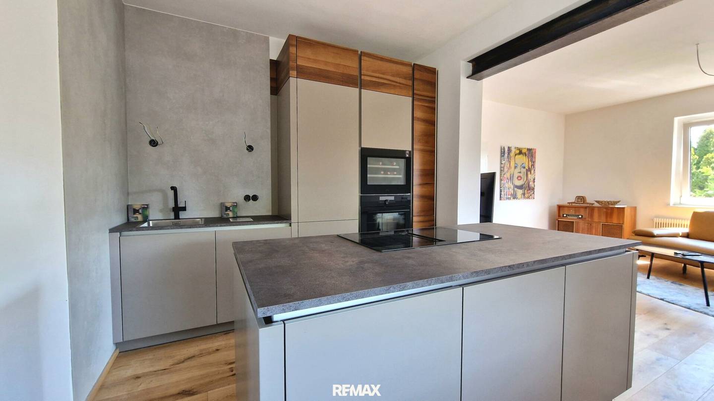 Beautiful bungalow in a quiet location First occupancy after comprehensive renovation
