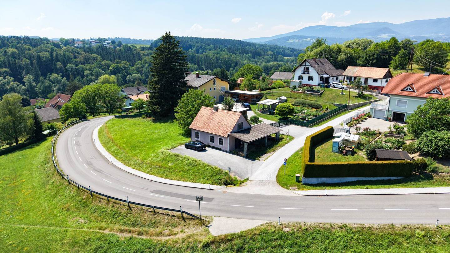 Ehemalige Schmiede mit Charakter | vielseitiges Grundstück
