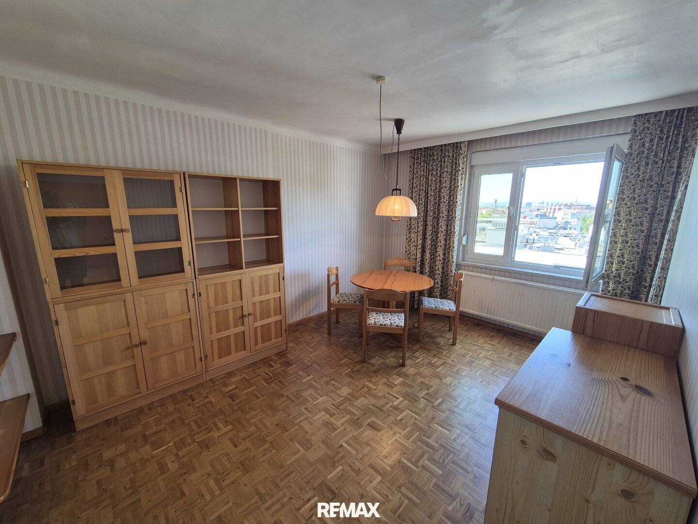 Wohnen mit Ausblick: Bezugsfertige 2-Zimmer-Wohnung im 8. Stock in 1210 Wien