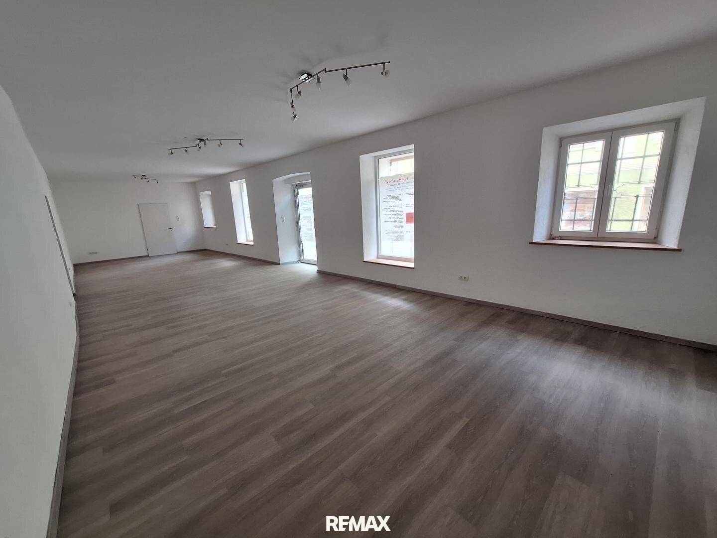 Commercial space: First occupancy after general renovation