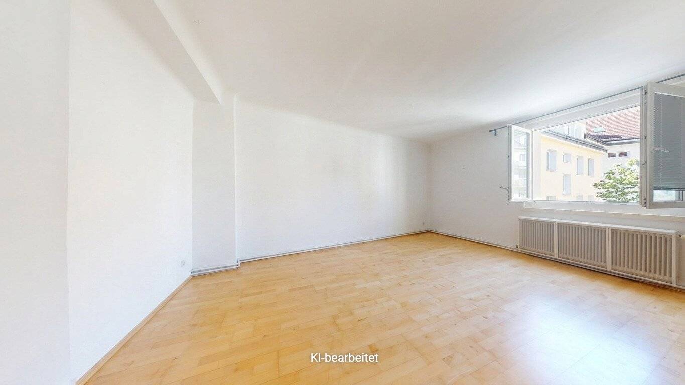 3-room apartment in the center of Perchtoldsdorf | Balcony with view of Perchtoldsdorf Castle