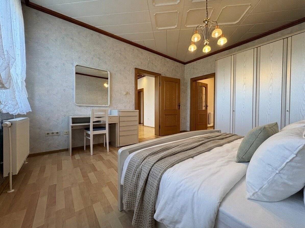 ZENTRAL WOHNEN. RUHIG LEBEN. – 4,5 Zimmer, 2022 renoviert &amp; gute Wien-Anbindung