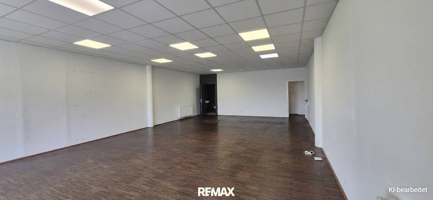 Your new business address in Vomp – attractive commercial space in a good location