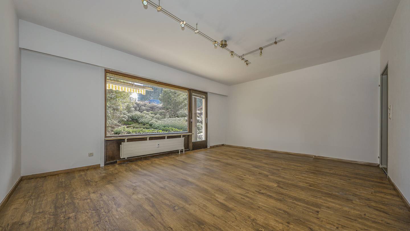 Ruhige Erdgeschosswohnung mit Terrasse und Garten