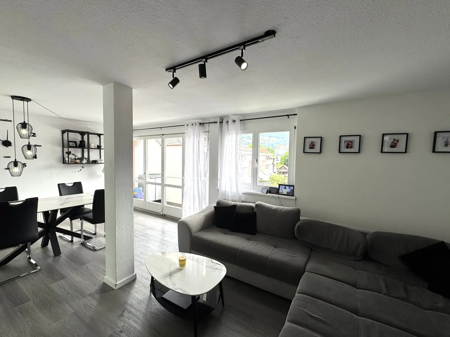 Bright Wohnung quiet and close to the city with underground parking