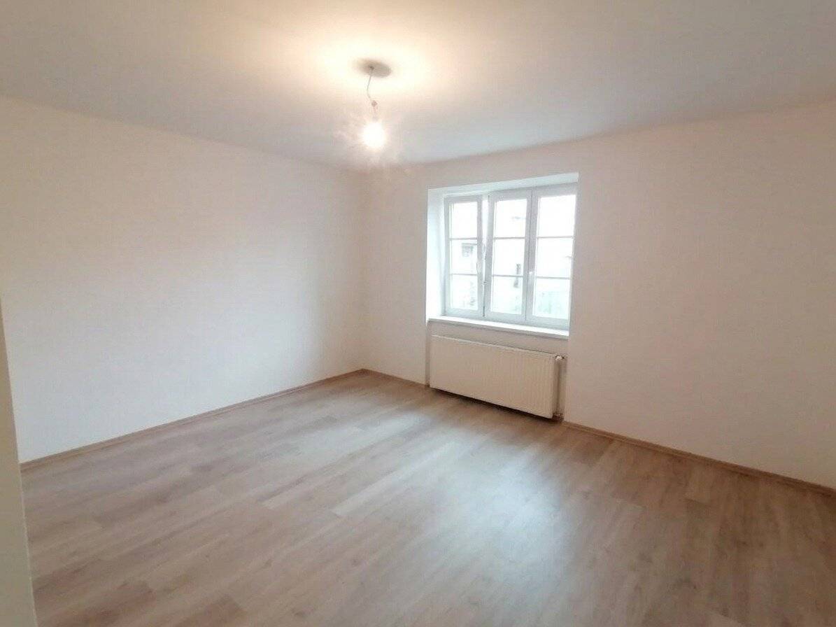 2210 Jedlesee, well-maintained 65m² apartment on raised ground floor - shared garden use