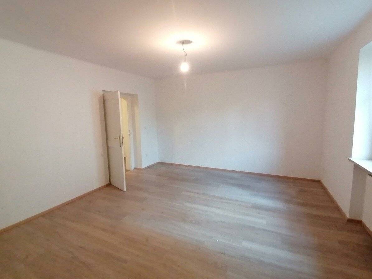 2210 Jedlesee, well-maintained 65m² apartment on raised ground floor - shared garden use