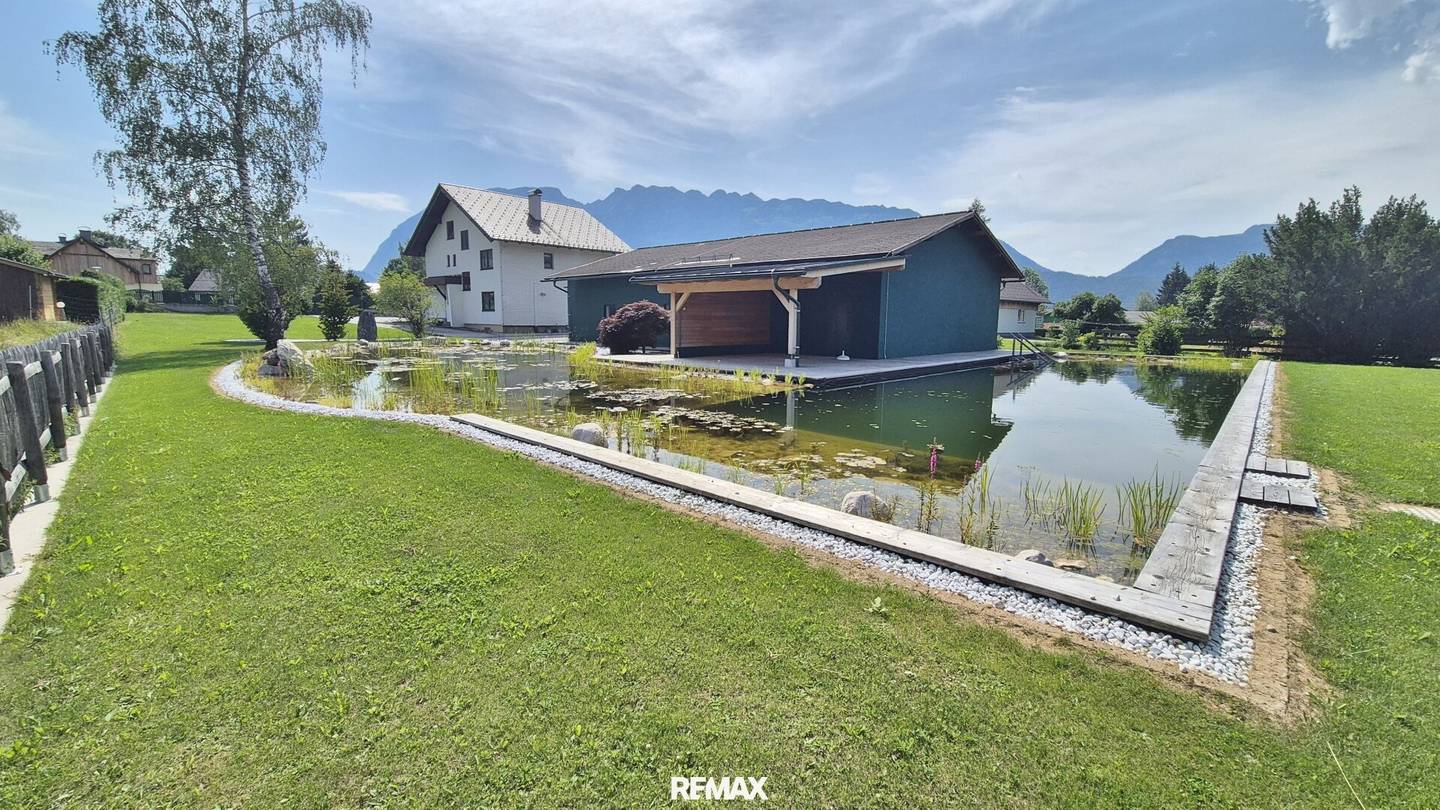 Bad Mitterndorf: Haus aus Verlassenschaft mit 2.500m² Grundstück, 200m² Garage und 400m² Biotop.