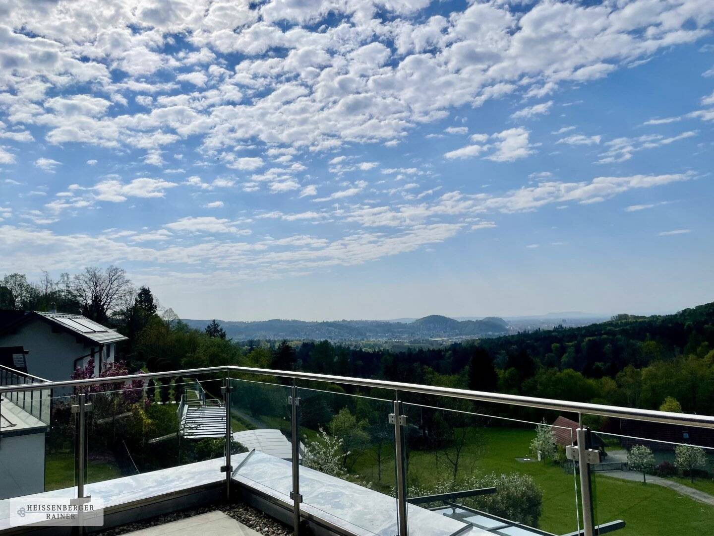 Spacious Single Family House in Graz-St.Veit with Wellness Area and View