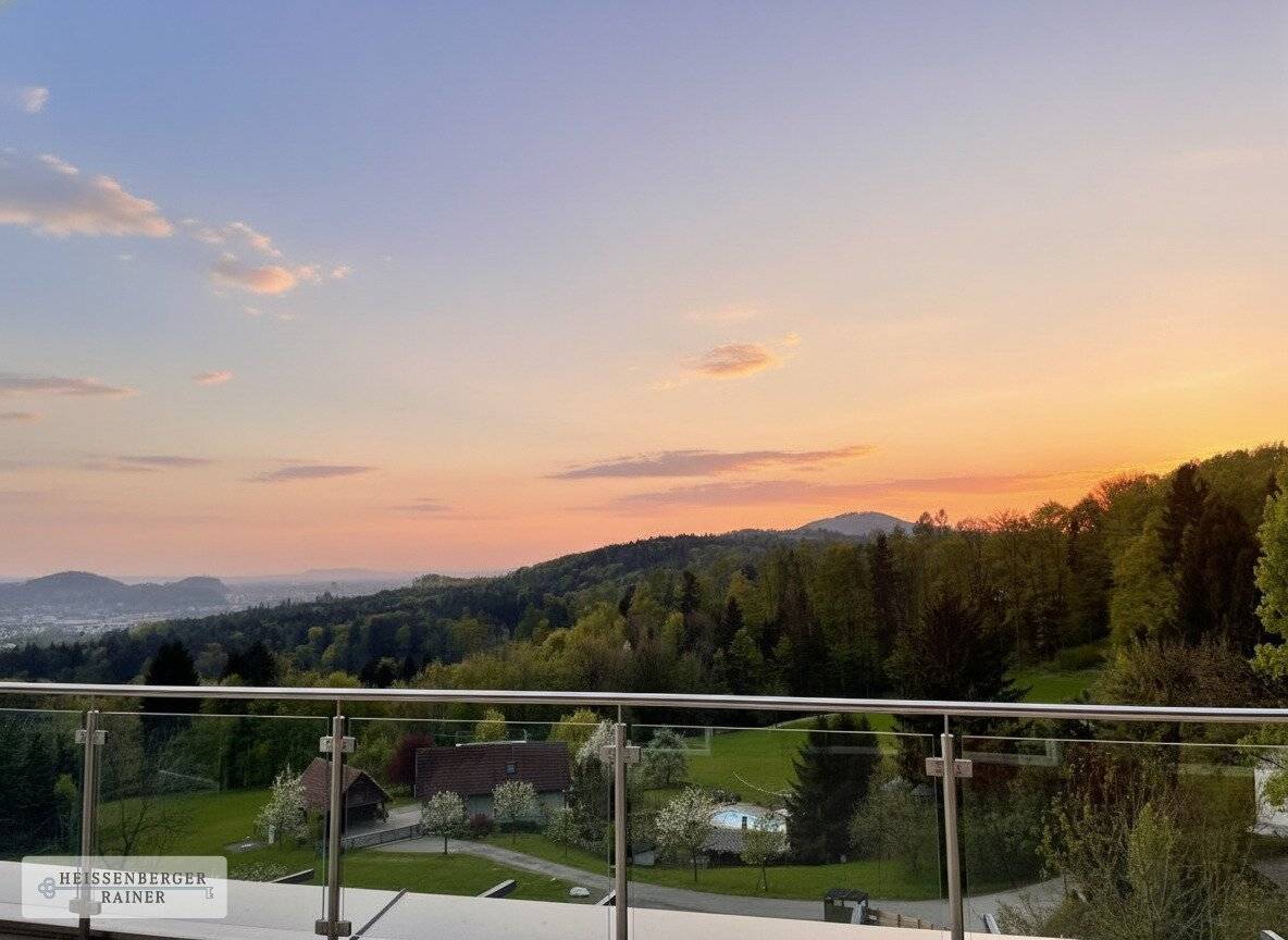 Spacious Single Family House in Graz-St.Veit with Wellness Area and View