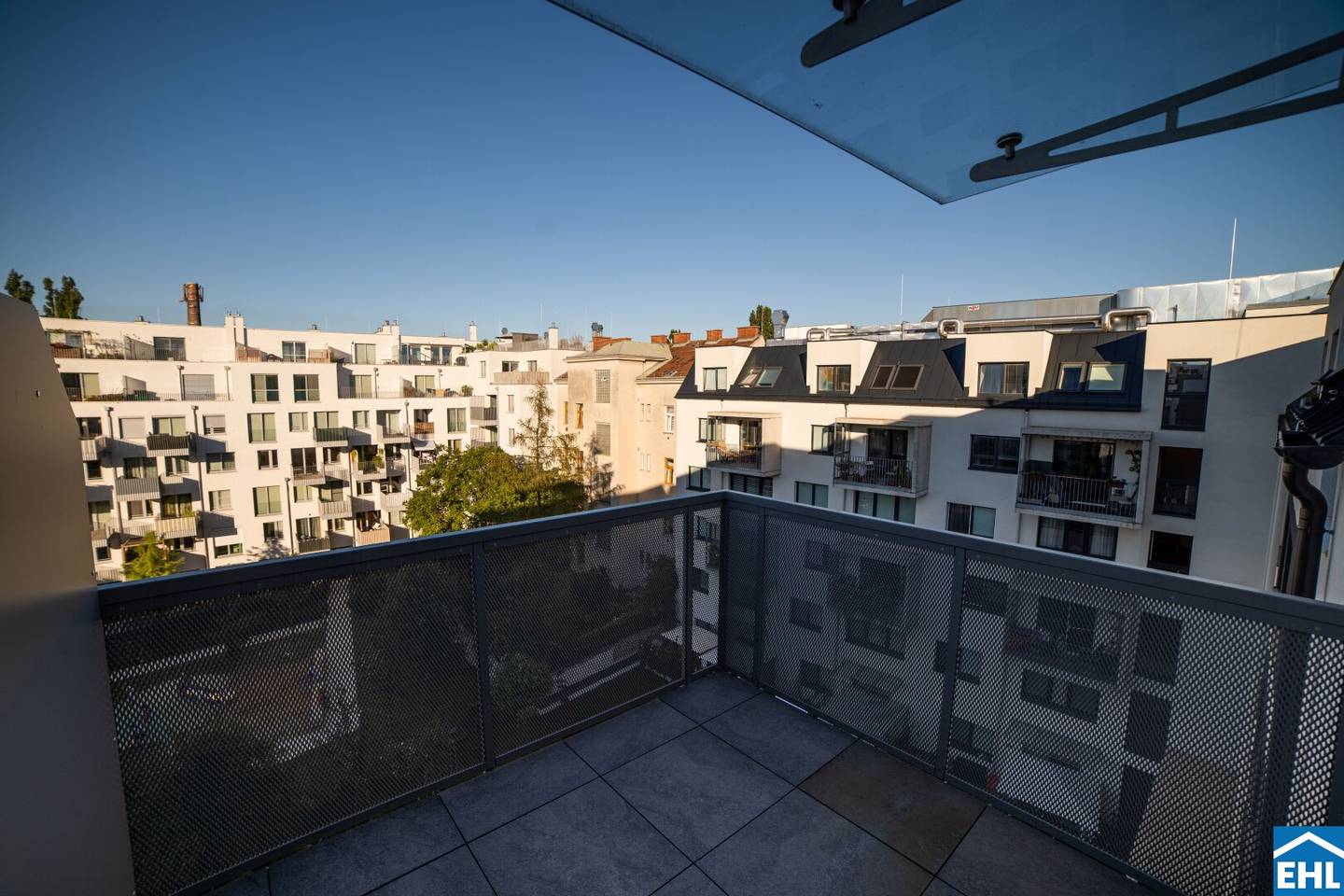Attractive 2-room apartment with balcony in Floridsdorf quiet location