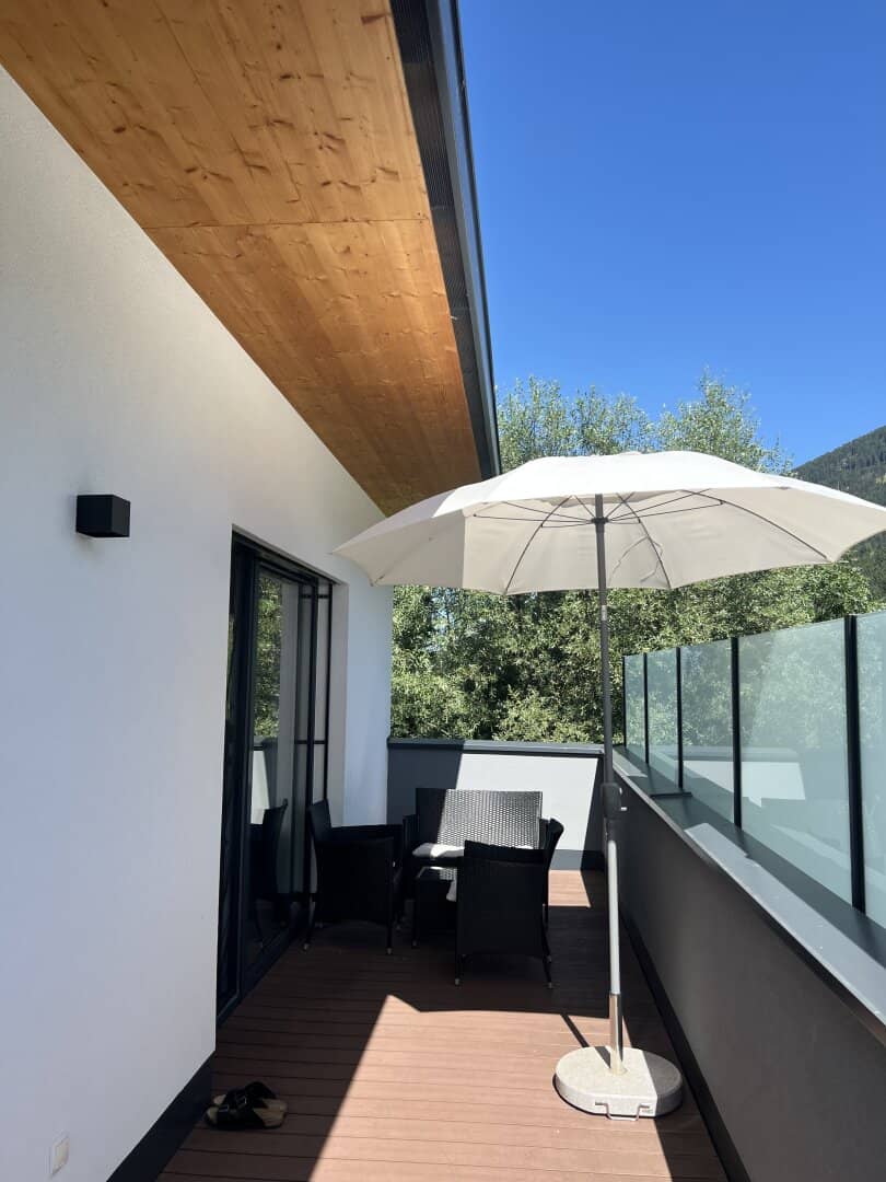 Home with panoramic view in the Sellraintal