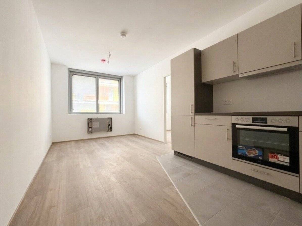 Flatshare suitable first occupancy Cooled 3-room apartment near U4/U6 Längenfeldgasse