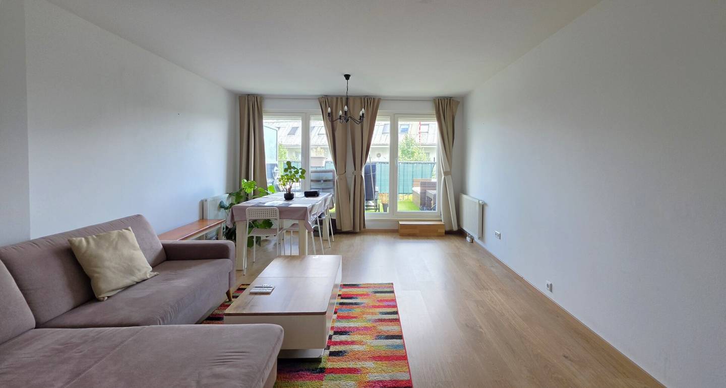 Maisonette-Dachgeschosswohnung mit Terrasse, Balkon &amp; Garage inklusive