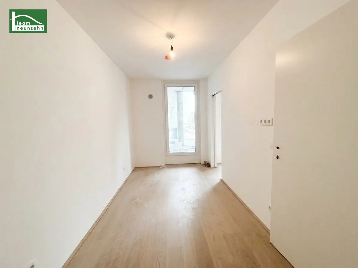 Modern 2-Room First-Occupancy with Spacious Terrace in Floridsdorf