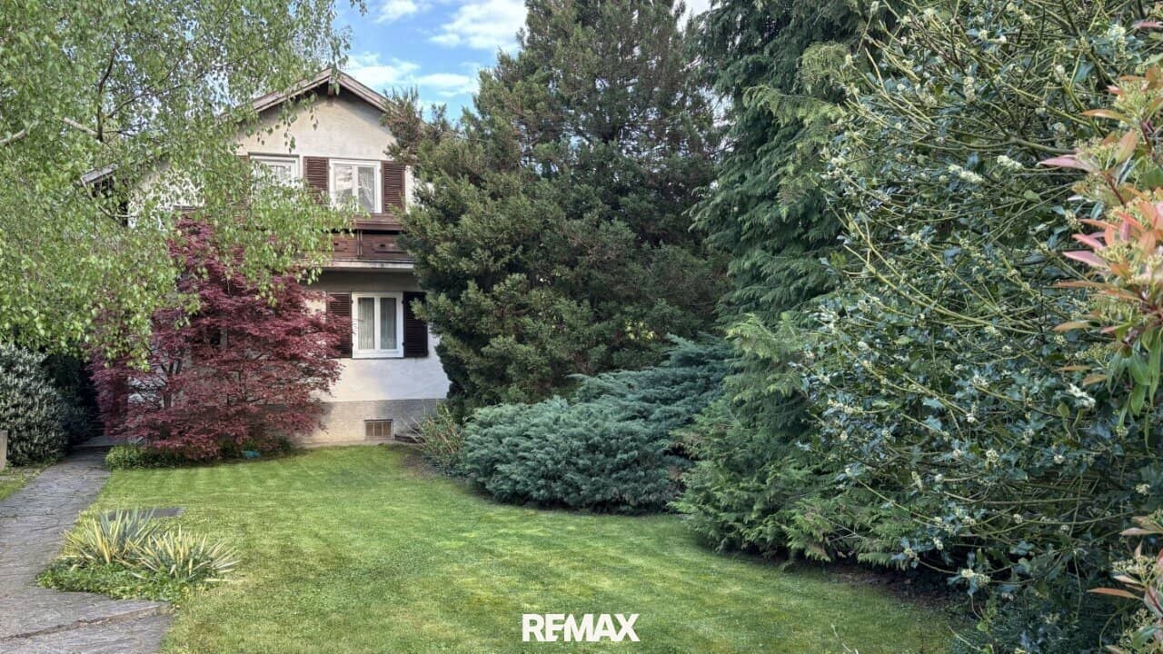 Single-family house in cottage location on 600m² plot with expansion potential