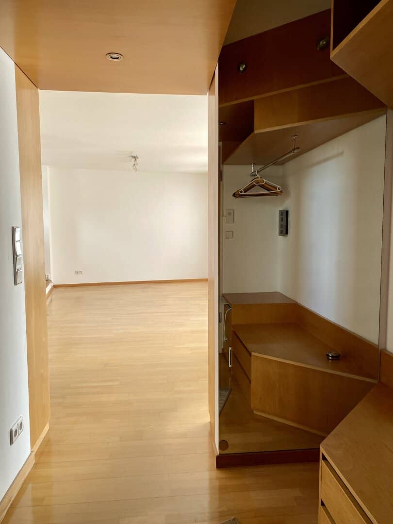 A fine home! Maisonette 90m² 3 rooms, terrace, garage, 2 bathrooms – top location!