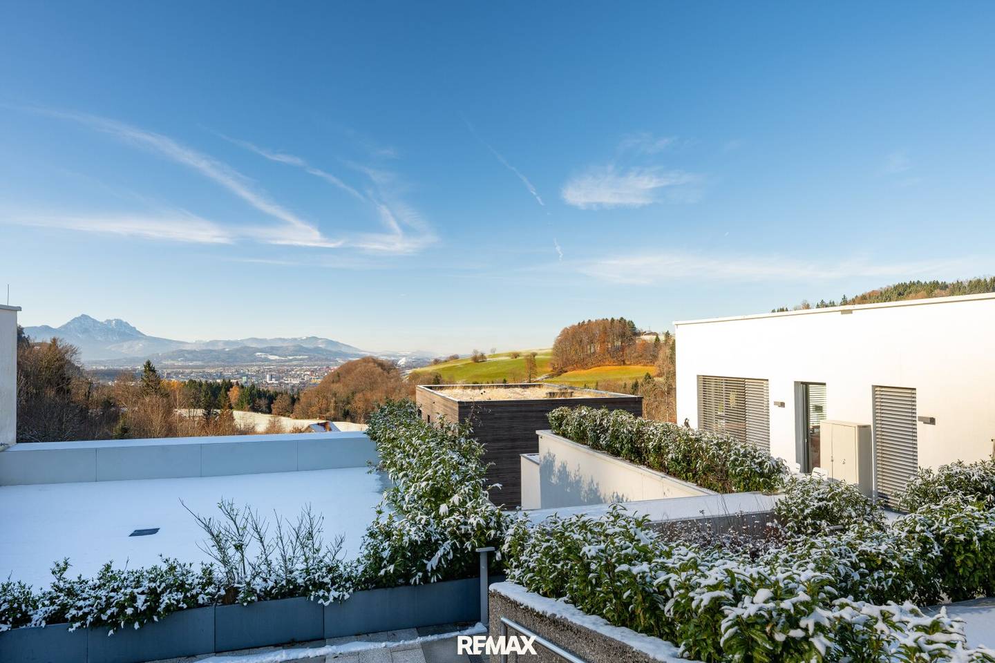 Award-winning townhouse at the foot of the Gaisberg: panoramic view over Salzburg, with second home designation