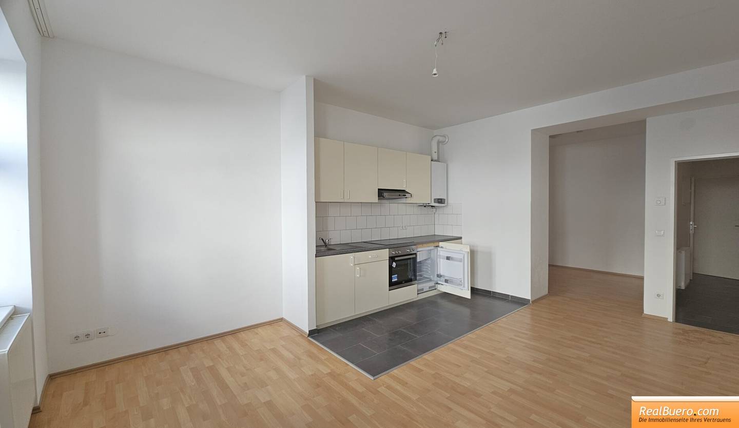 UNBEFRISTETE ALTBAUWOHNUNG IN DER FERNKORNGASSE