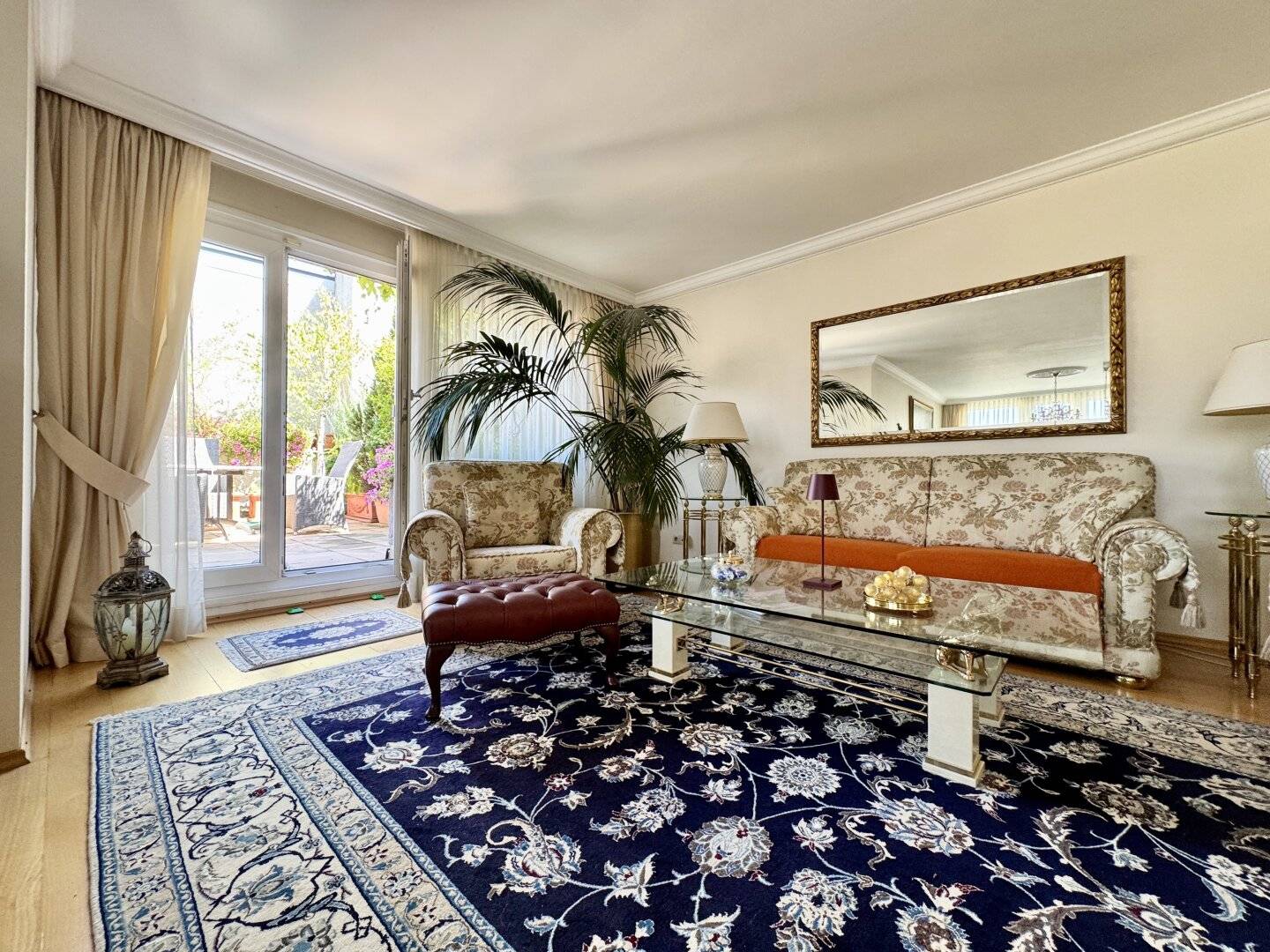 1040 Vienna, U1 Taubstummengasse / Graf-Starhemberg-Gasse Charming 100 m² new build apartment with 40 m² beautiful terrace and garage for sale