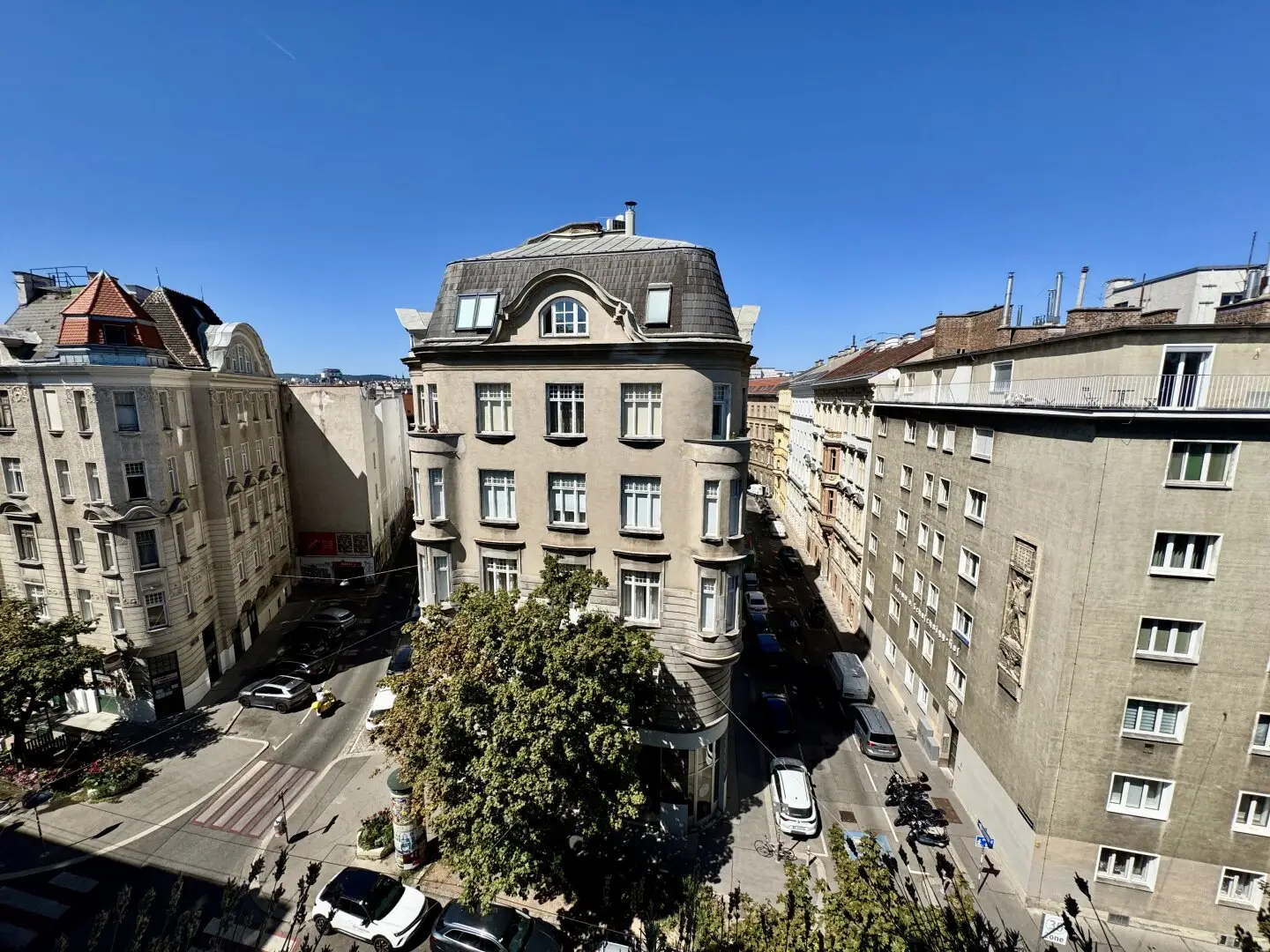 !! 1040 Wien, U1-Taubstummengasse / Graf-Starhemberg-Gasse !! Charmante 100 m² Neubauwohnung mit 40 m² wunderschöner Terrasse &amp; Garage zu verkaufen!