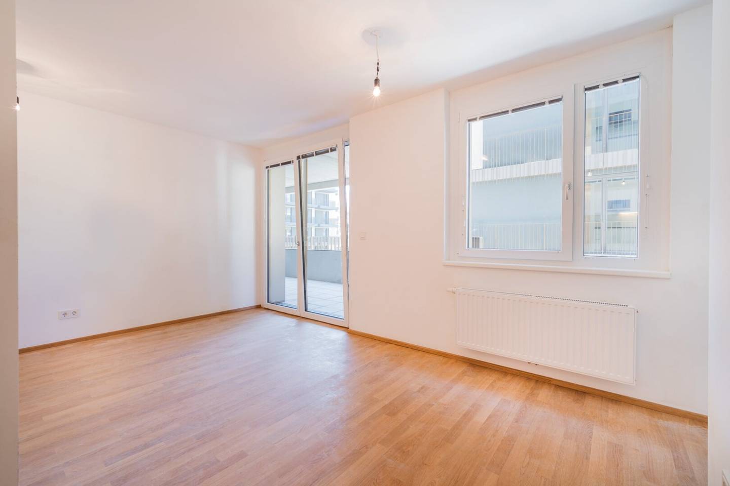 Schöne 2 Zimmerwohnung mit Balkon im Leandyard!!!