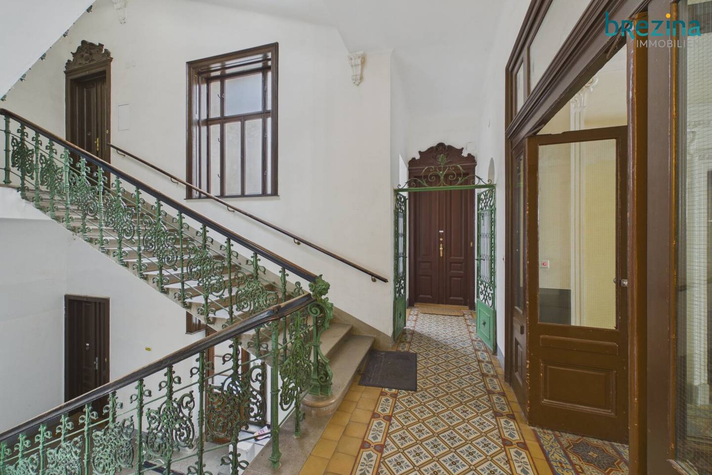 4 ROOM Period Apartment Near Volksoper Open-ended