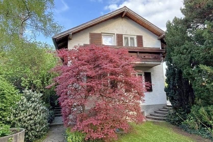 Gartenidylle mit Sauna und Garage Familienwohnung