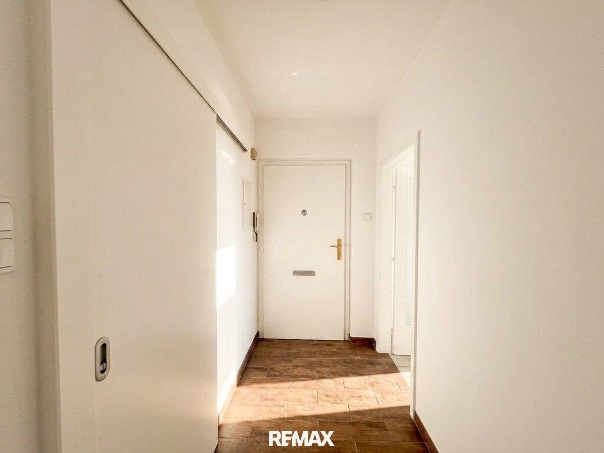 Quiet centrally located 3-room apartment