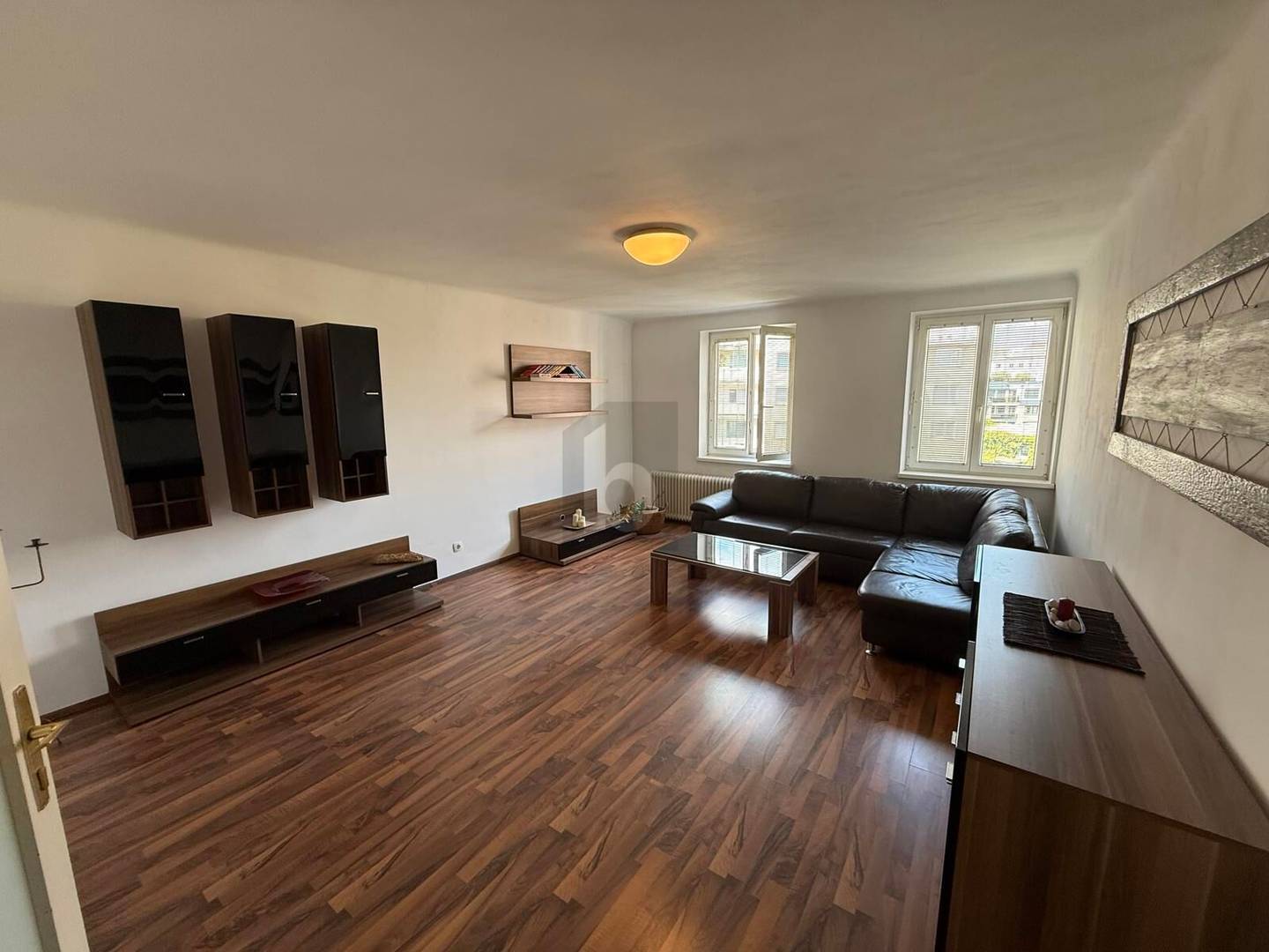 Helle möblierte Wohnung in zentrumsnaher Lage