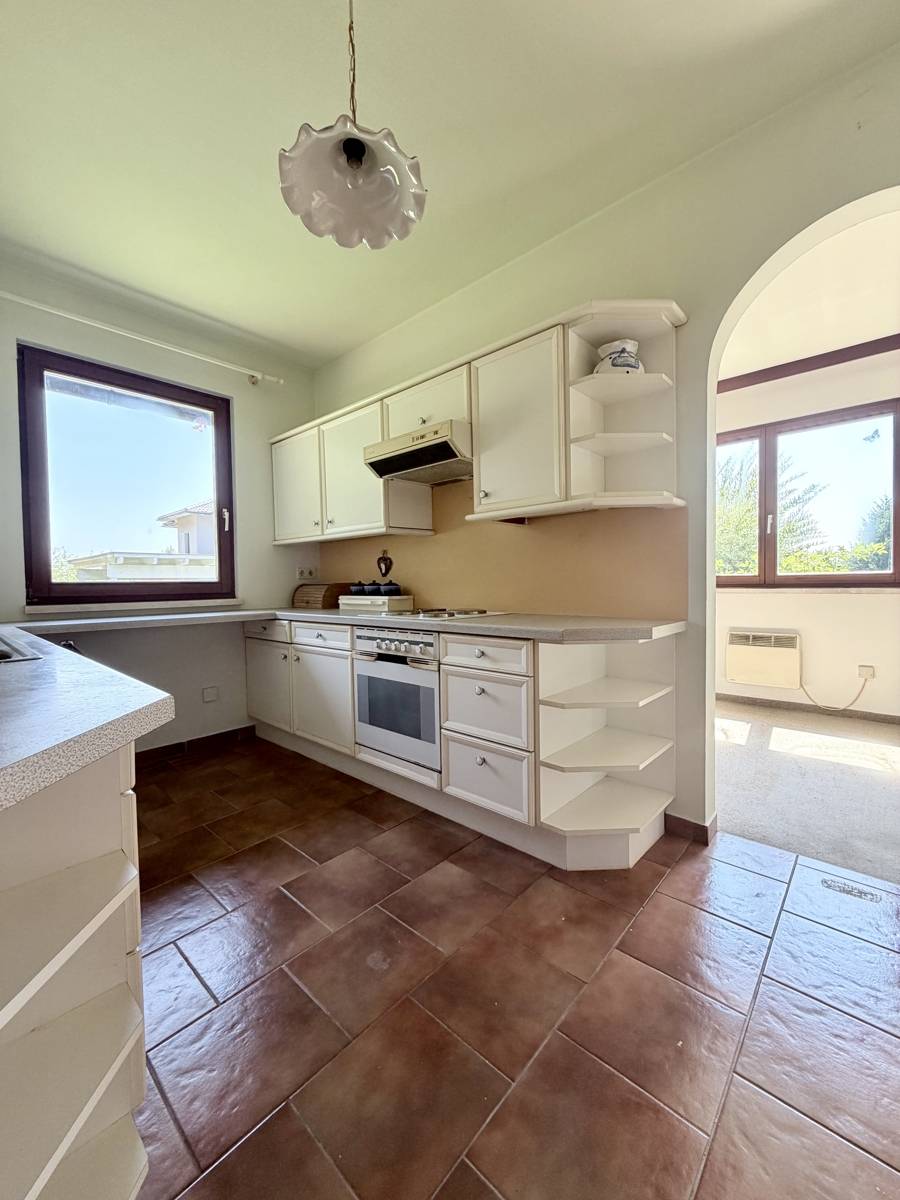 Helle Familienwohnung mit Privatgarten und Terrasse