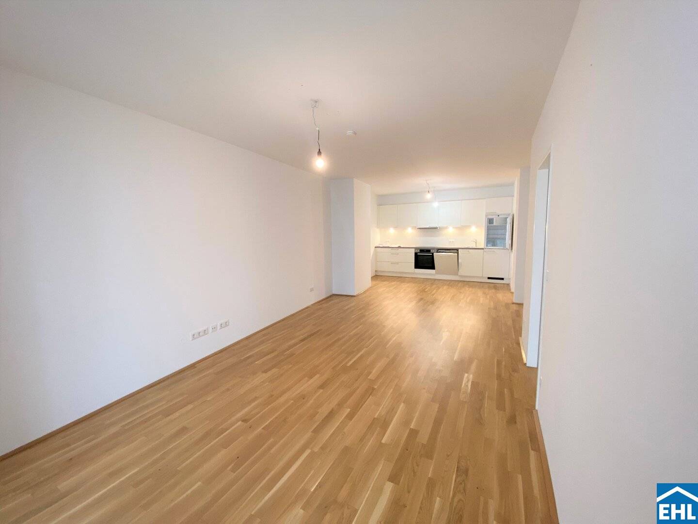 Friendly 2-room apartment near Rochusmarkt