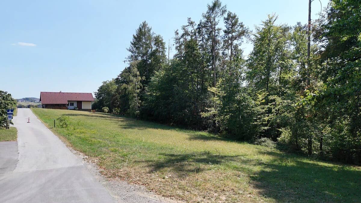 Grünlage nahe A2 Neubauwohnung