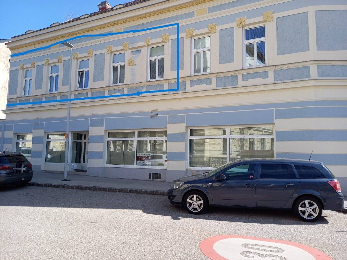 Great well maintained period apartment near the centre