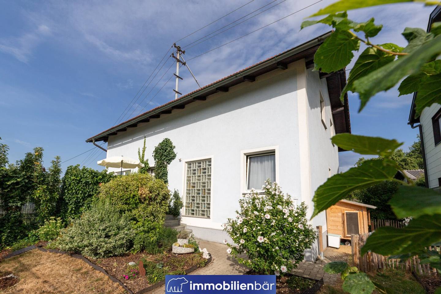 Idyllisches Einfamilienhaus mit weitläufigem Garten