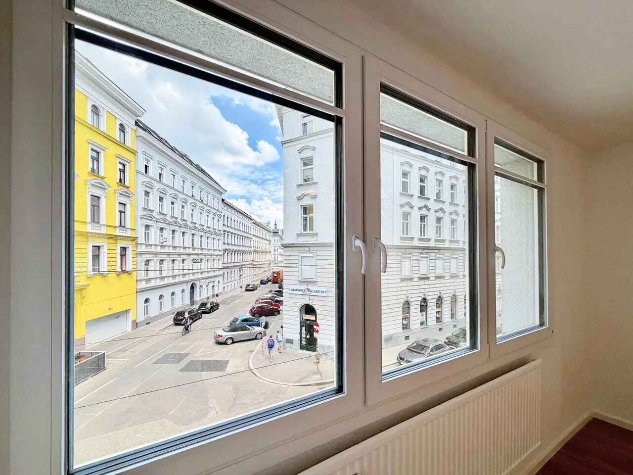 Bright 4-room apartment between Augarten, Nordbahnviertel & Prater - First occupancy after complete renovation