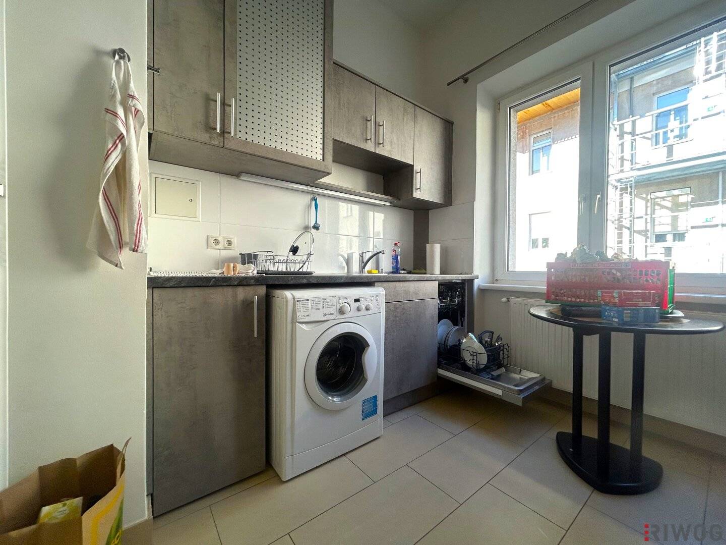 Donaukanal I Quiet courtyard location I 2-room with separate kitchenette I Near Prater Hauptallee