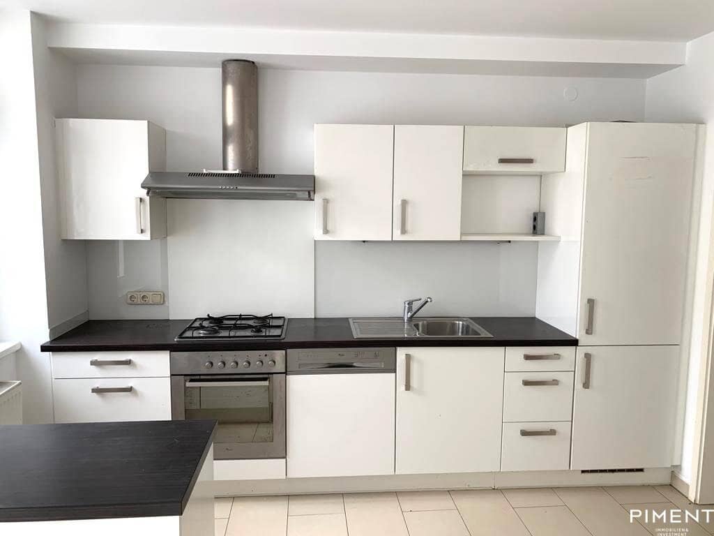 Shared flat apartment with balcony in the 9th between Franz-Josefs-Bahnhof and U6