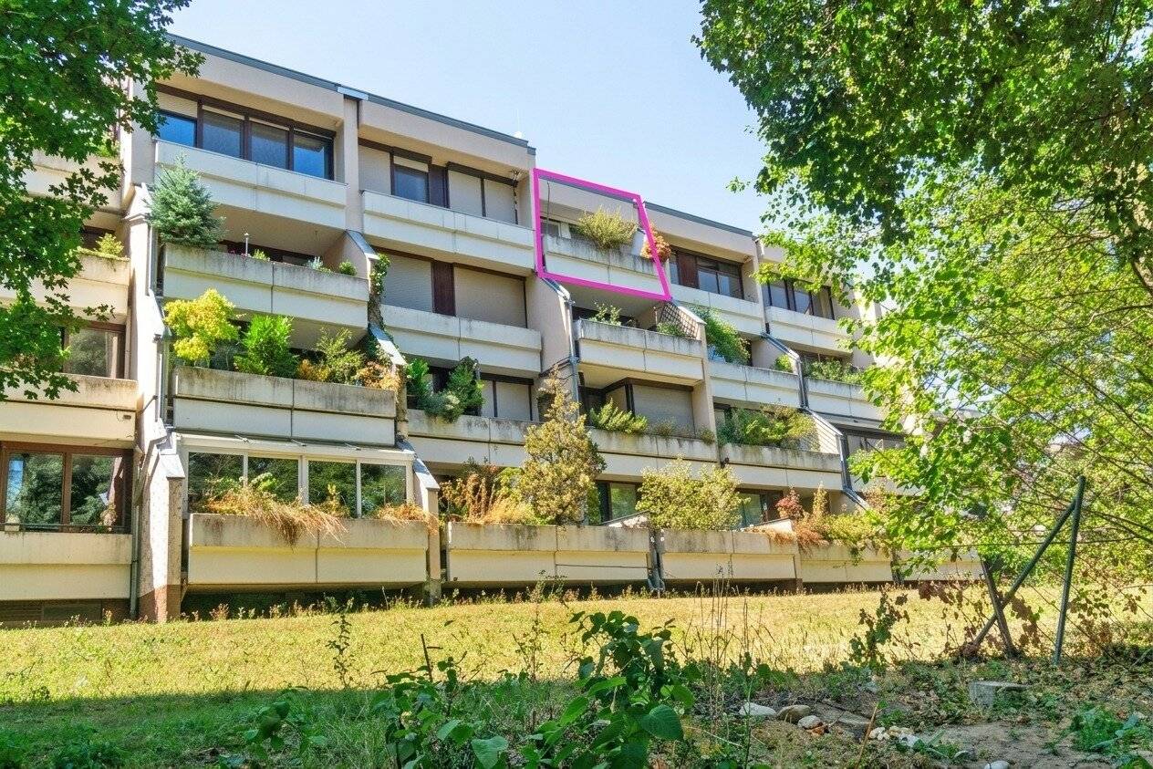 3-room apartment with loggia, barrier-free access and garage space near the center in Purkersdorf