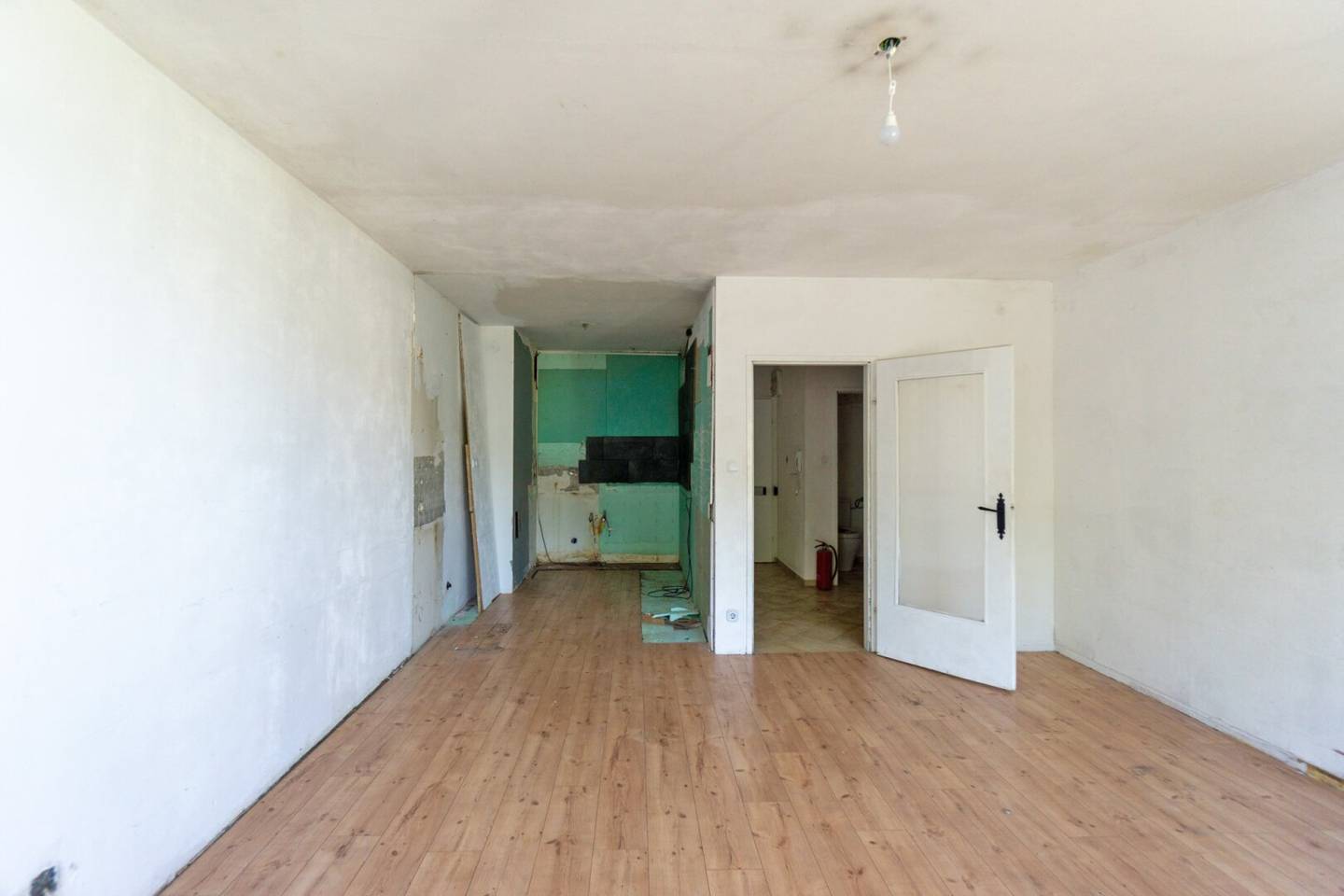 3-room apartment with loggia, barrier-free access and garage space near the center in Purkersdorf