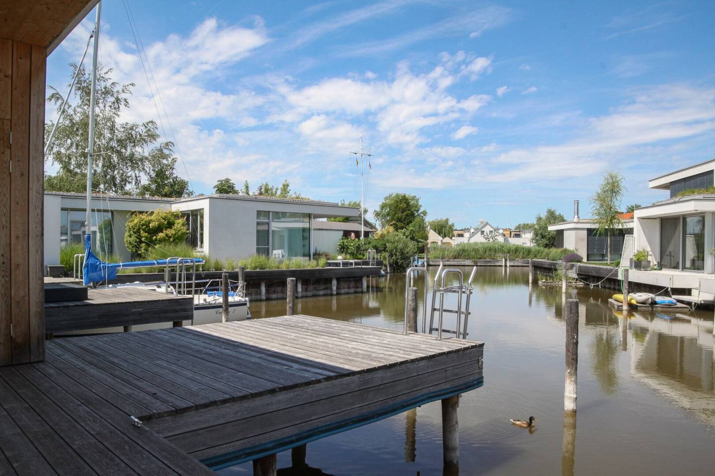 Lake apartment in the Lagunensiedlung in Neusiedl am See