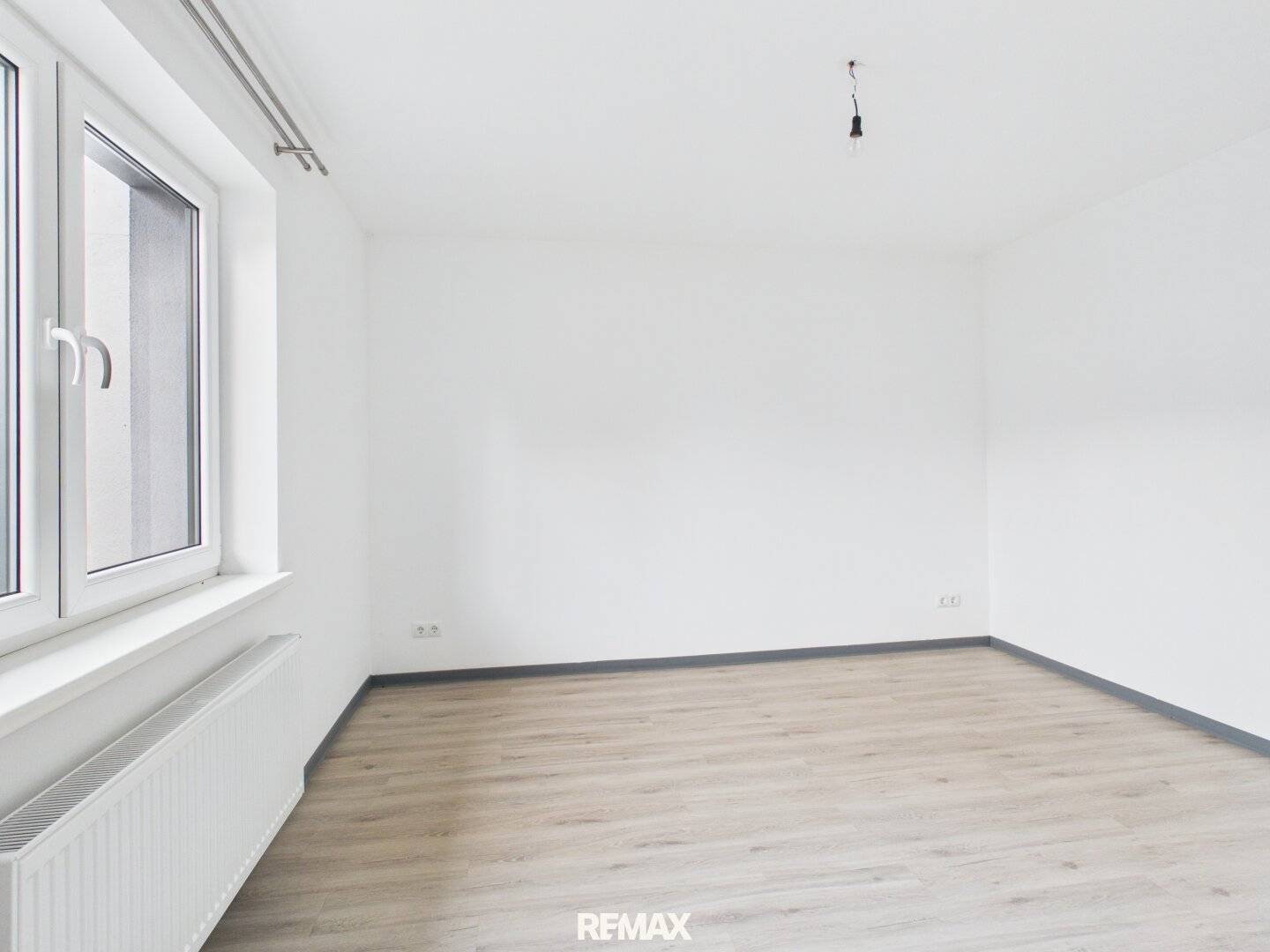 Familienfreundliches Einfamilienhaus auf einer Ebene mit viel Platz und Charme