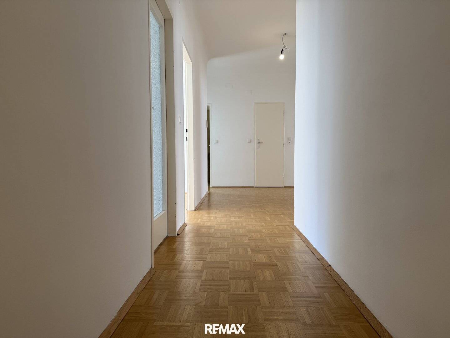 Attractive 4-room apartment in sought-after Josefstadt location