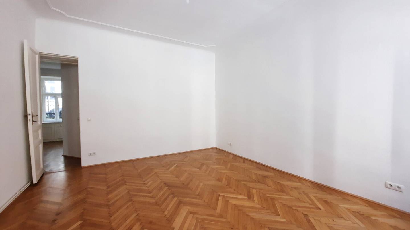 Quiet location in the charming old building