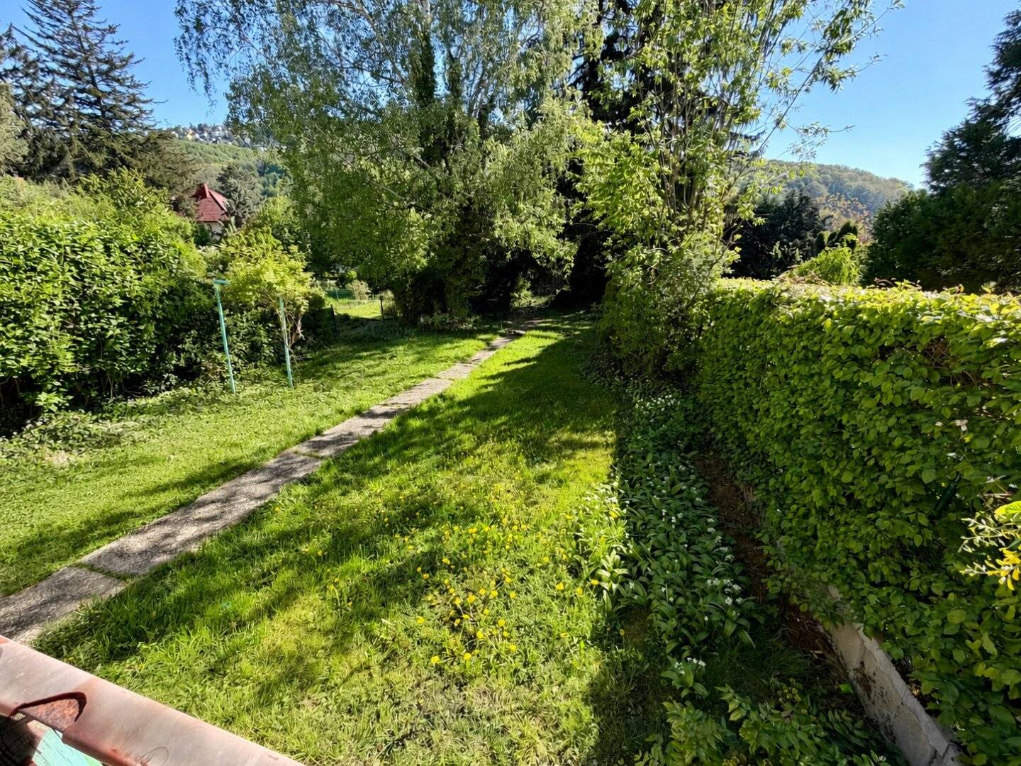 Renovation Required 5-Room House with Garden at Wolfersberg – Quiet Green Location in Vienna-Penzing, Leasehold Land