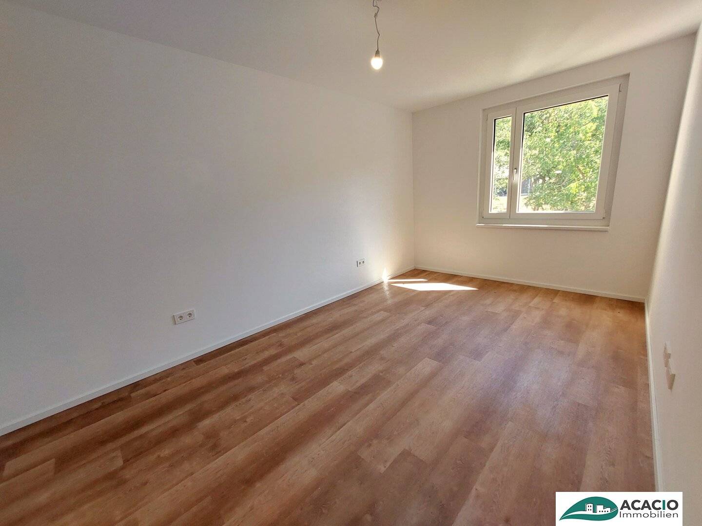 centrally arranged 3-room apartment with loggia - living dream in the Tullnerfeld - live in the countryside but work in the city - underground parking on request