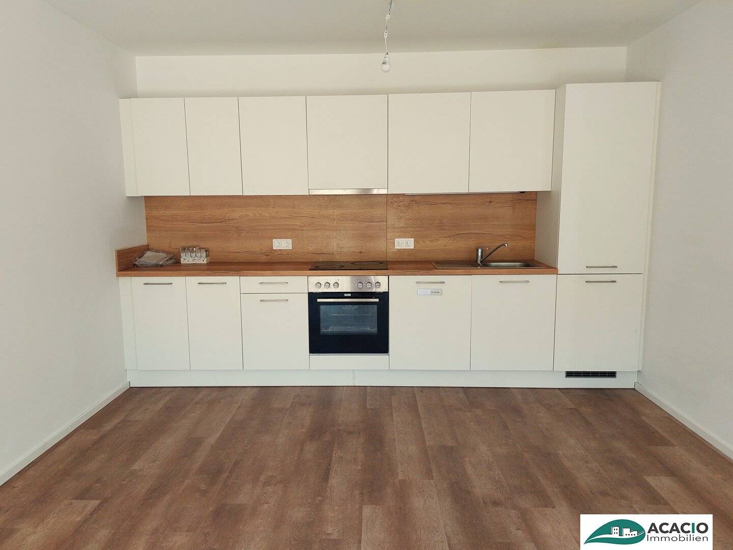 centrally arranged 3-room apartment with loggia - living dream in the Tullnerfeld - live in the countryside but work in the city - underground parking on request