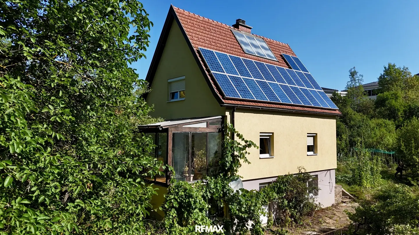 Ihr Platz im Grünen – Ein- oder Zweifamilienhaus mit Wintergarten & großem idyllischem Grundstück