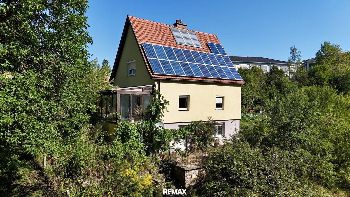 Ihr Platz im Grünen – Ein- oder Zweifamilienhaus mit Wintergarten &amp; großem idyllischem Grundstück